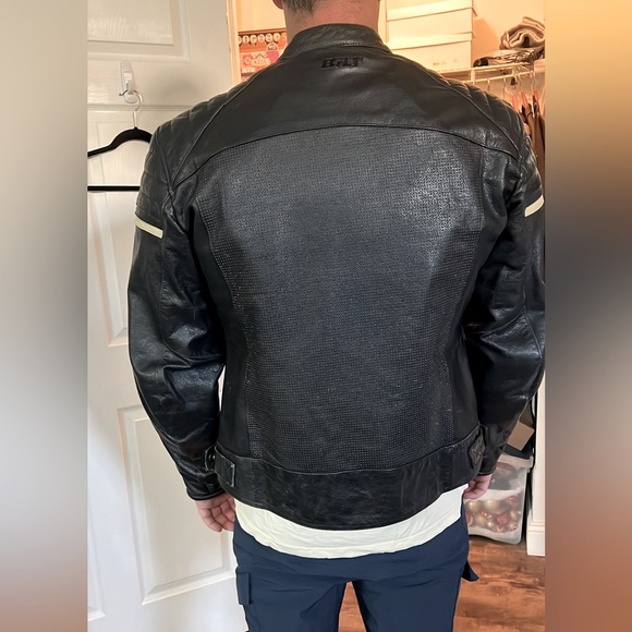 BILT Alder 2 Leather Jacket (Size 46) - Picture 3 of 8